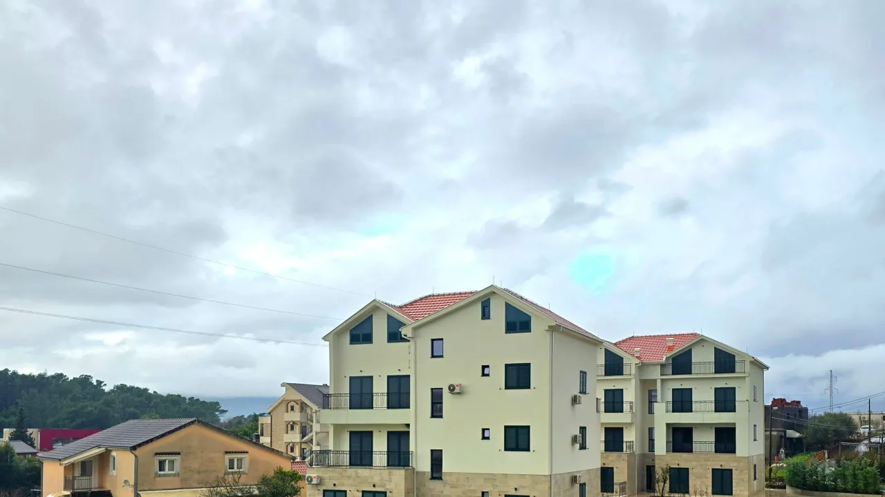 Sale, one bedroom apartment, 49m², Dumidran, Tivat