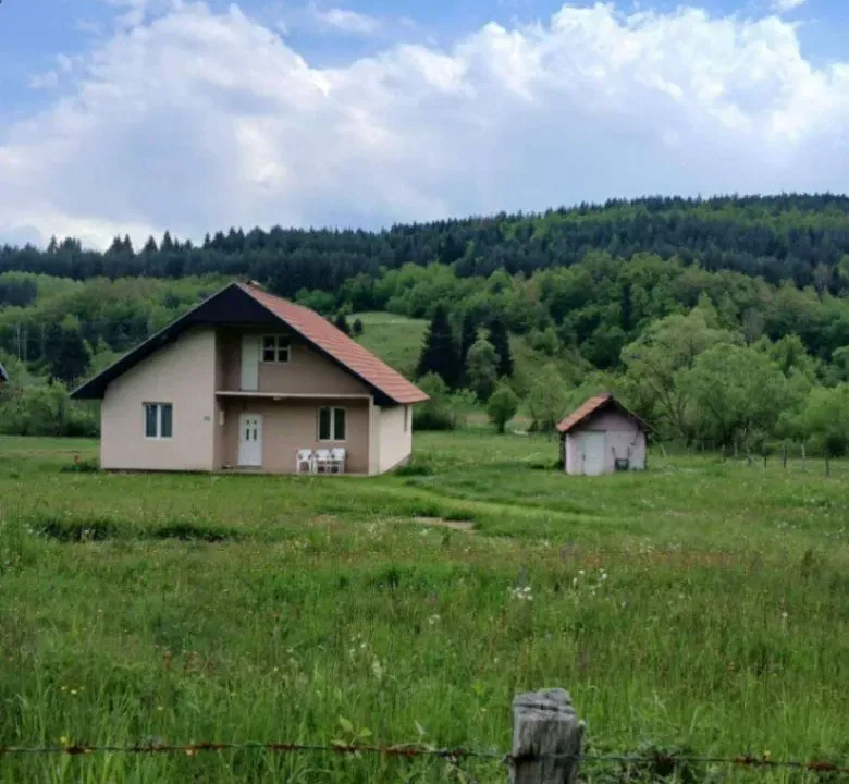 Sale, house, 200m², Odžak, Pljevlja