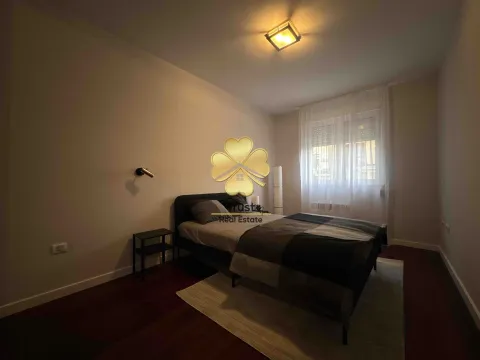 Rent, two bedroom apartment, 80m², Tološka šuma, Podgorica - image 10
