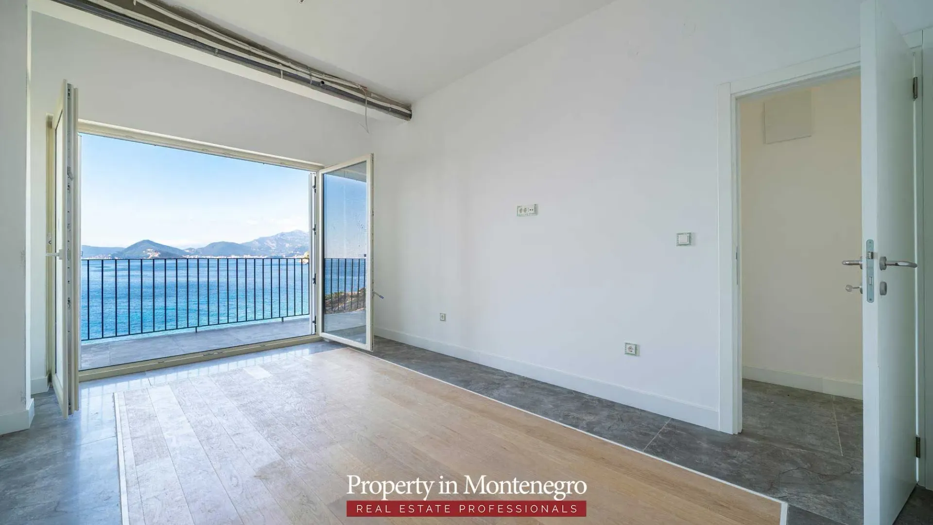 Sale, house, 310m², Rijeka Reževići, Budva