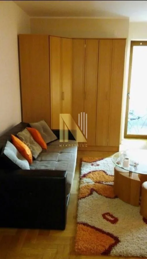 Prodaja, jednosoban stan, 28m², Grbavica, Novi Sad Sve Podlokacije