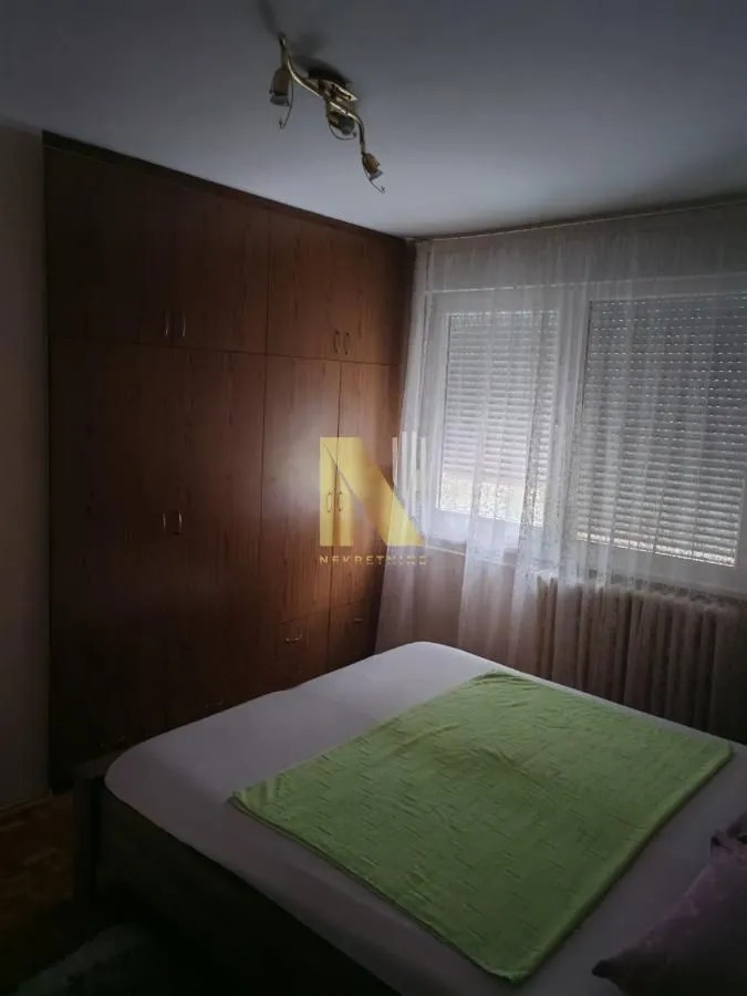 Prodaja, četvorosoban stan, 86m², Petrovaradin, Novi Sad