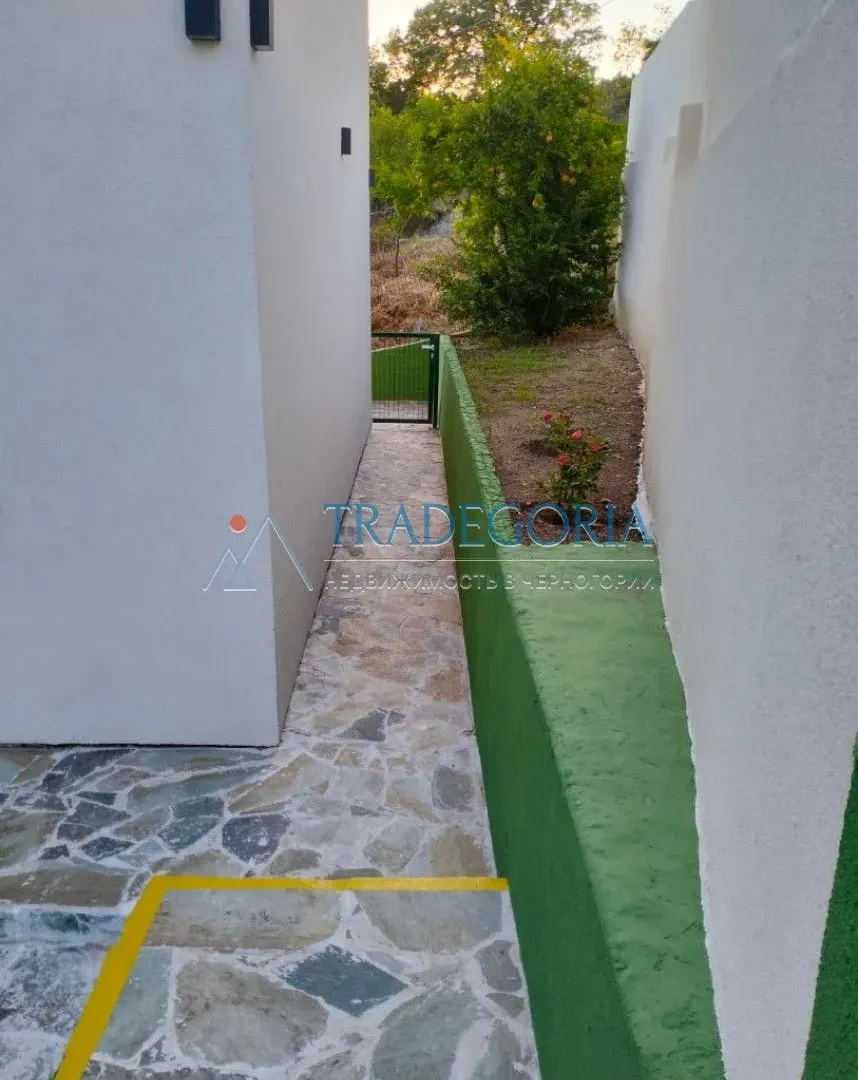 Prodaja, kuća, 101m², Bar, Crna Gora