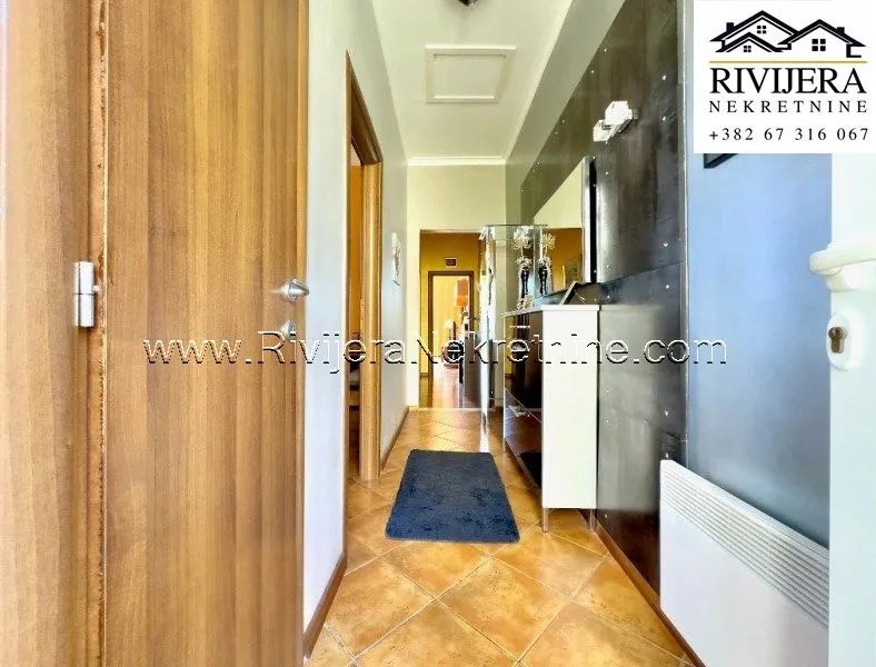 Prodaja, jednosoban stan, 42m², Đenovići, Herceg Novi