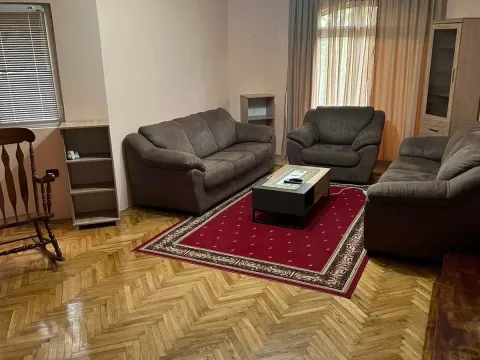 Rent, house, 200m², Donja Gorica, Podgorica - image 3