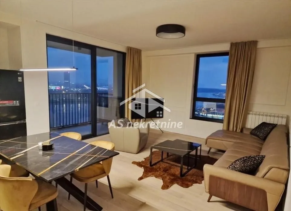 Rent, four bedroom apartment, 109m², Savski Venac, Beograd