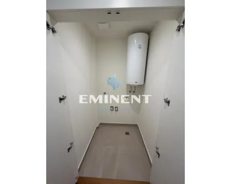 Rent, three bedroom apartment, 79m², Savski Venac, Beograd - image 10