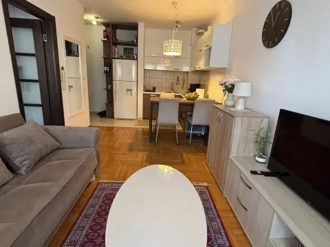 Prodaja, jednosoban stan, 40m², Centar, Budva - image 2