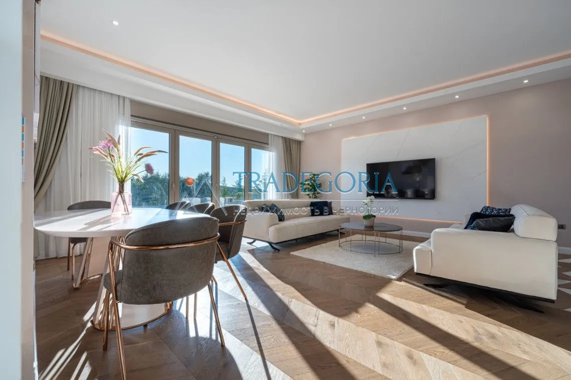 Prodaja, kuća, 290m², Krimovica, Kotor
