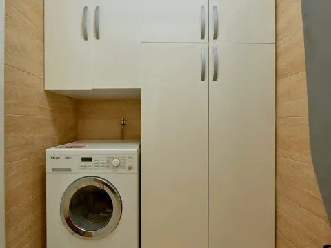 Sale, three bedroom apartment, 150m², Bečići, Budva - image 30