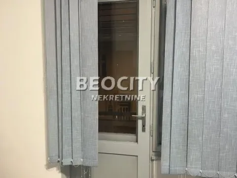 Izdavanje, poslovni prostor, 85m², Centar, Novi Sad - image 8