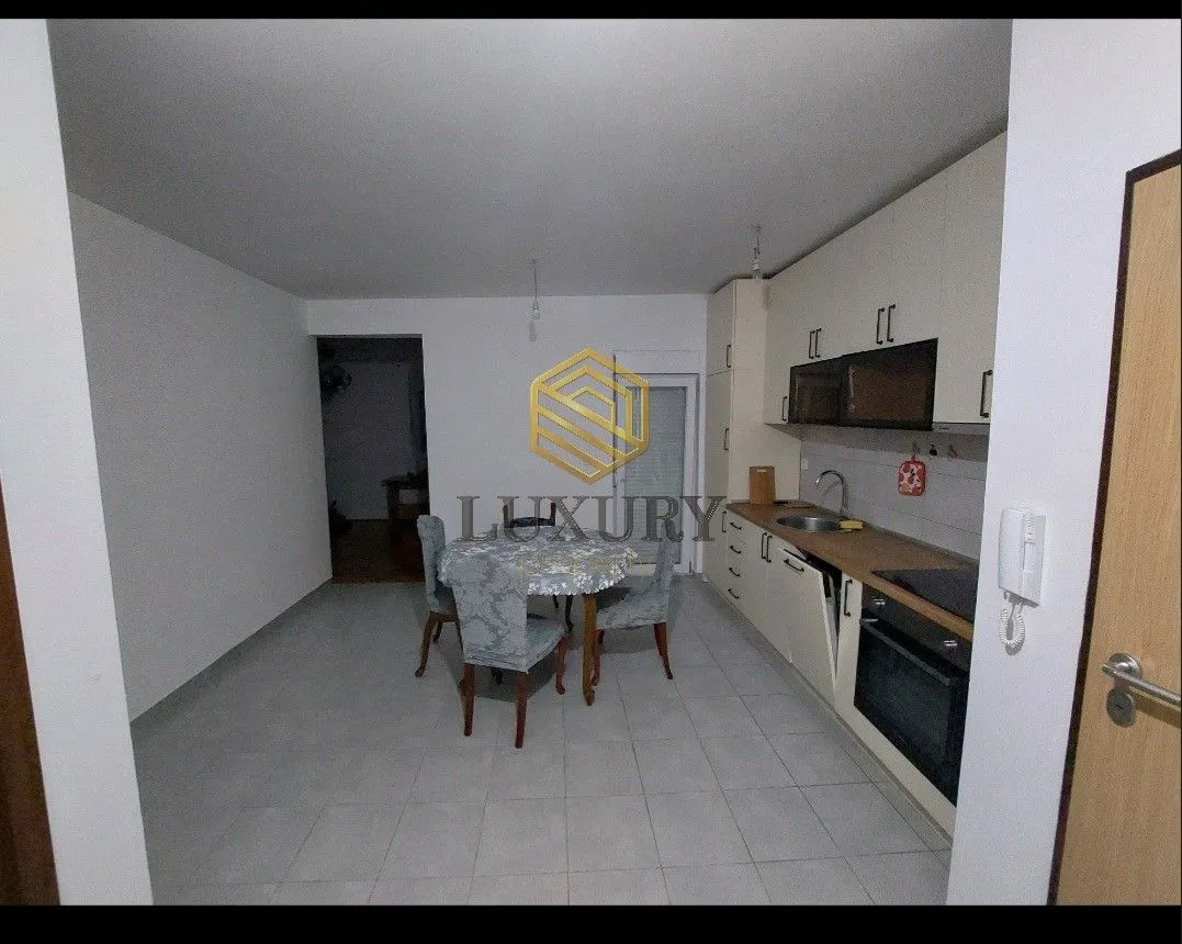 Rent, two bedroom apartment, 64m², 1 maj, Podgorica