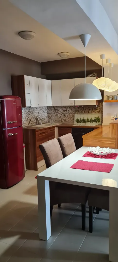 Rent, two bedroom apartment, 80m², City Kvart, Podgorica