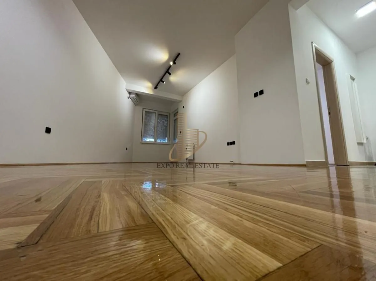 Prodaja, jednosoban stan, 50m², Bulevar Evrope, Novi Sad Sve Podlokacije