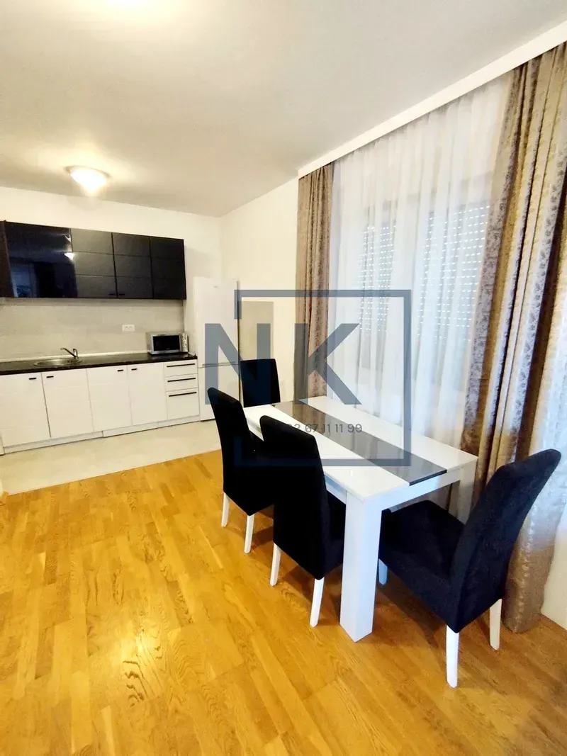 Izdavanje, dvosoban stan, 71m², Stari Aerodrom, Podgorica
