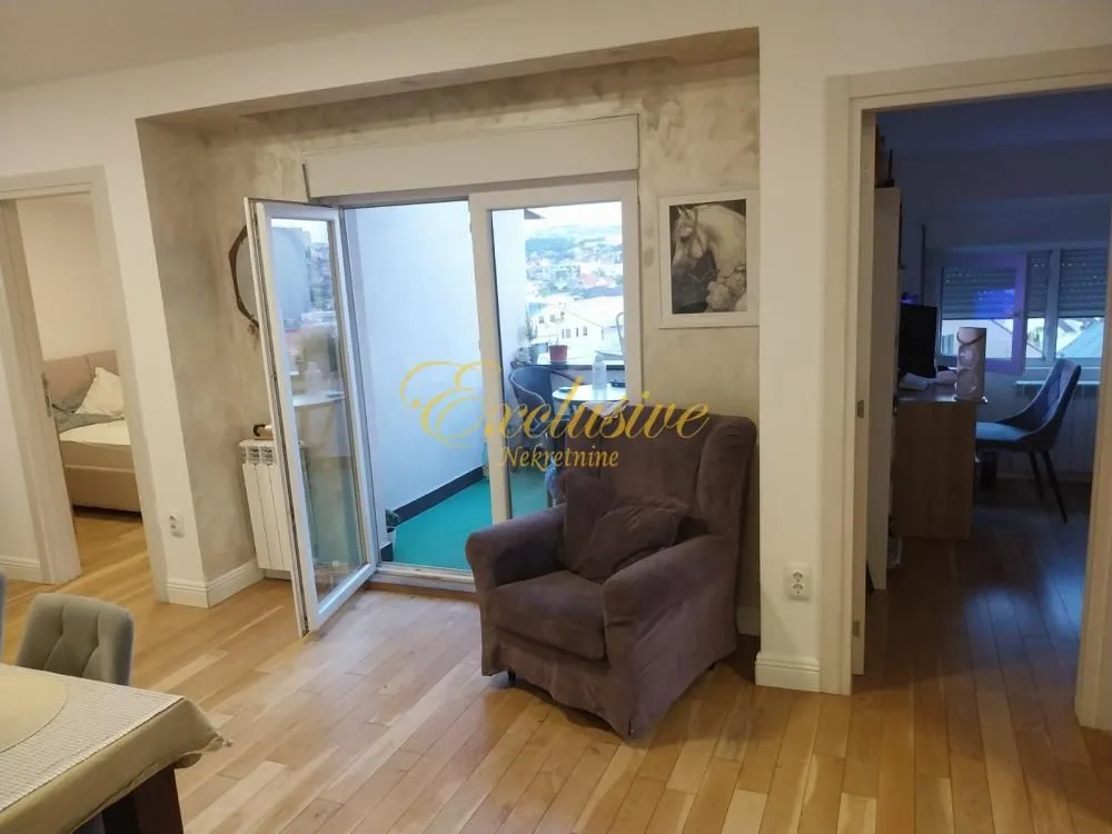 Prodaja, trosoban stan, 67m², Lekino Brdo, Voždovac Sve Podlokacije