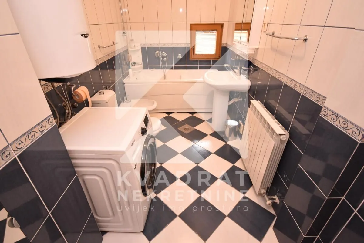 Rent, house, 300m², Ibričevina, Podgorica