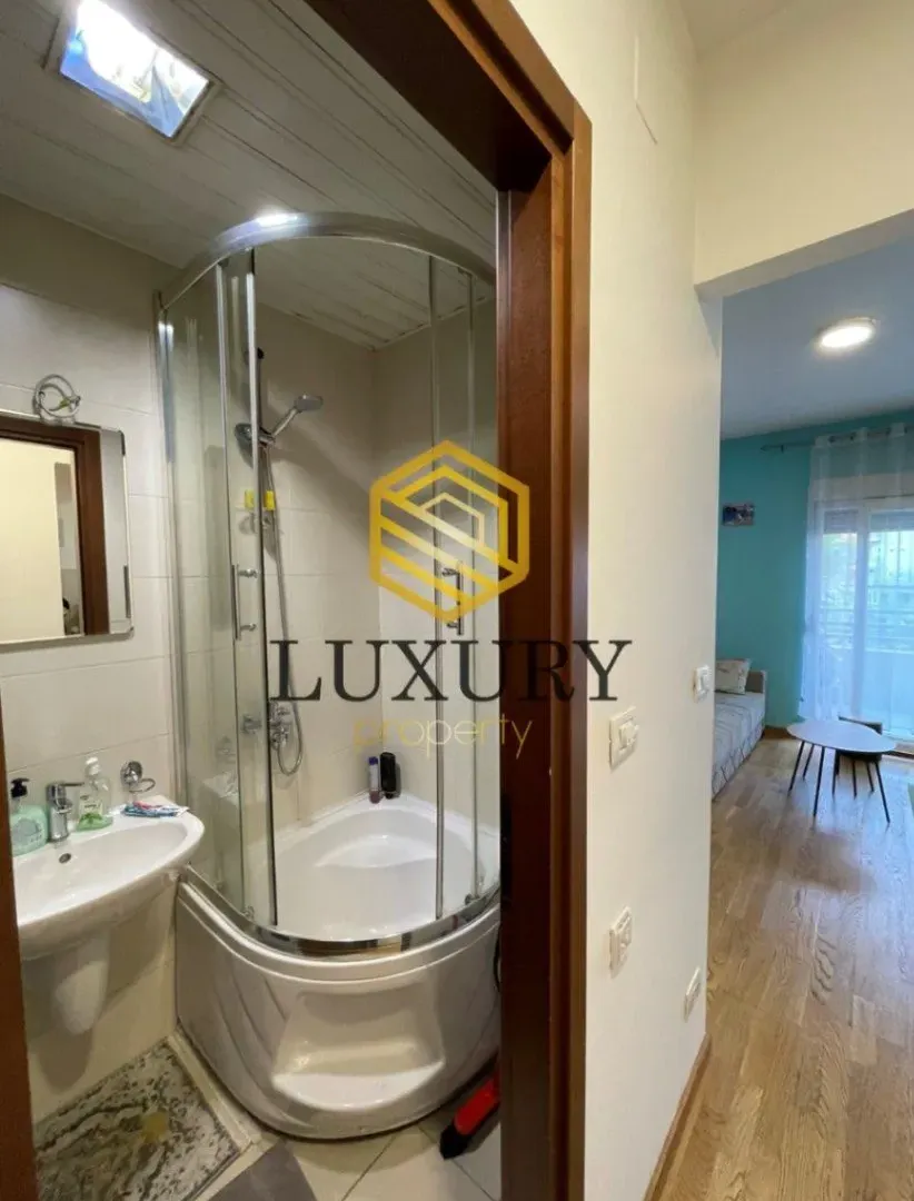 Rent, studio apartment, 33m², City Kvart, Podgorica