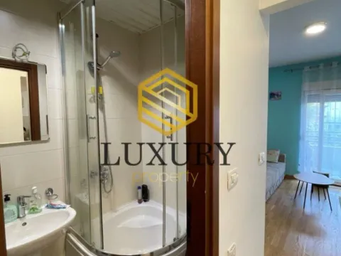 Izdavanje, garsonjera, 33m², City Kvart, Podgorica - image 4