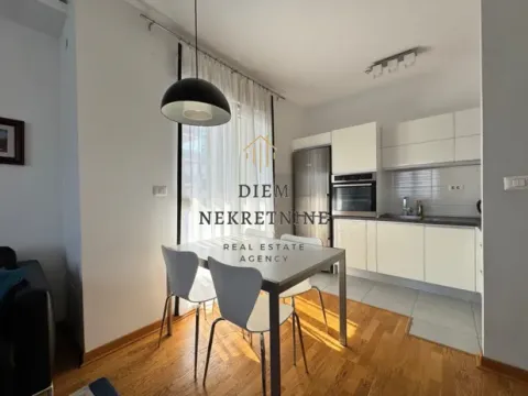 Rent, one bedroom apartment, 45m², City Kvart, Podgorica - image 8