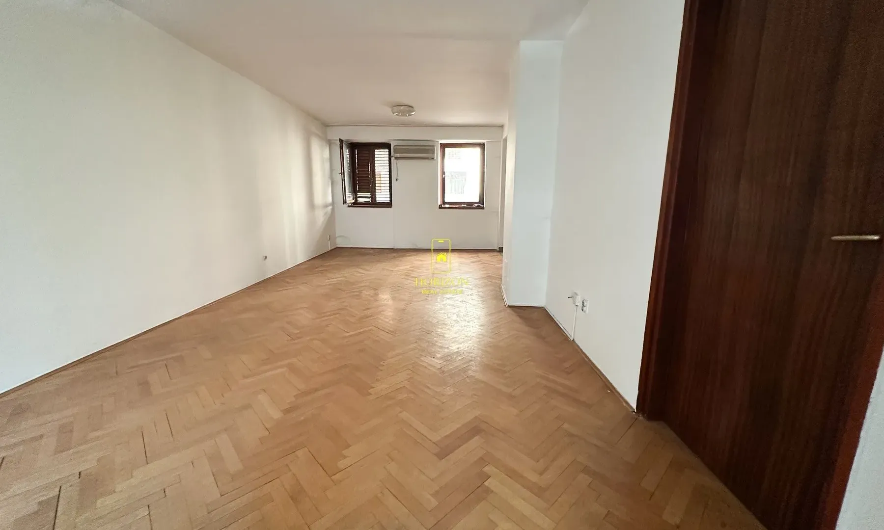 Prodaja, trosoban stan, 120m², Blok 7, Podgorica