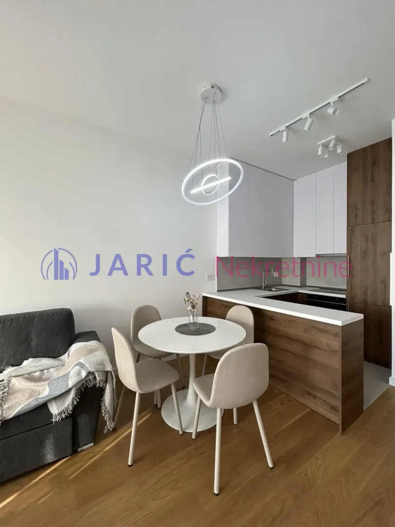Rent, two bedroom apartment, 45m², Novi Beograd Sve Podlokacije, Beograd