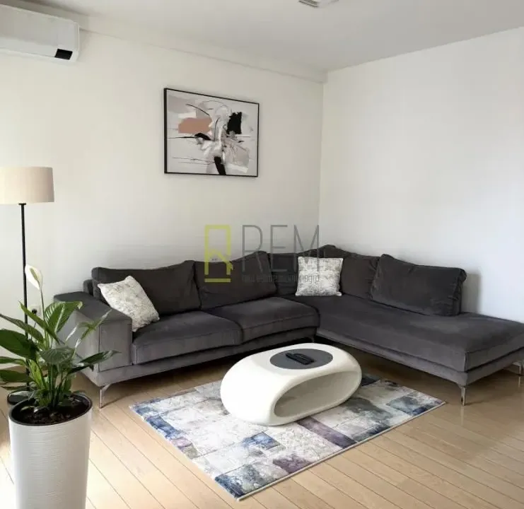 Sale, three bedroom apartment, 72m², City Kvart, Podgorica