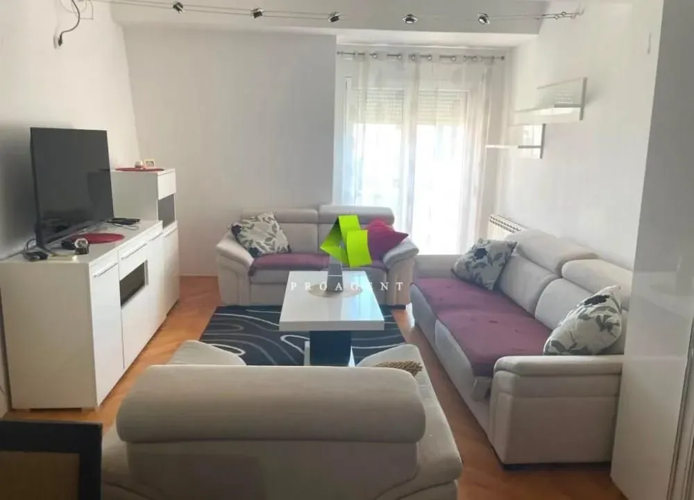 Rent, two bedroom apartment, 55m², Medijana, Niš