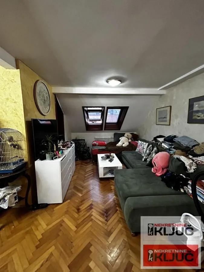 Prodaja, trosoban stan, 99m², Sajmište, Novi Sad