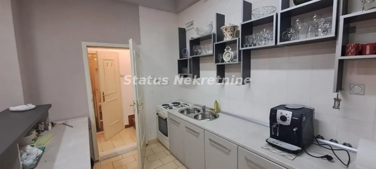 Prodaja, kuća, 348m², Petrovaradin, Novi Sad
