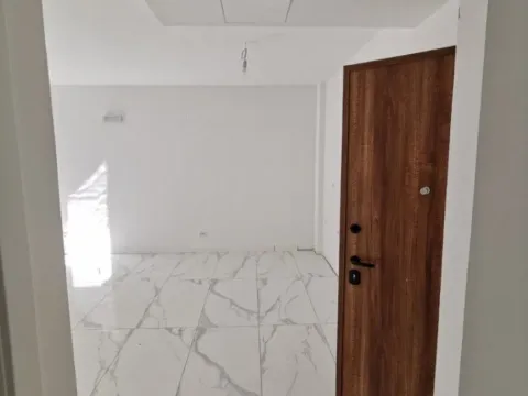 Sale, one bedroom apartment, 42m², Rafailovići, Budva - image 2