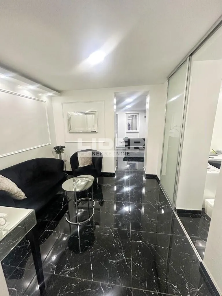 Sale, two bedroom apartment, 50m², Skadarlija, Beograd