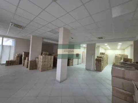 Izdavanje, poslovni prostor, 122m², Centar, Ćuprija - image 3