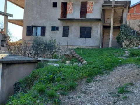 Prodaja, kuća, 240m², Bar, Crna Gora - image 6