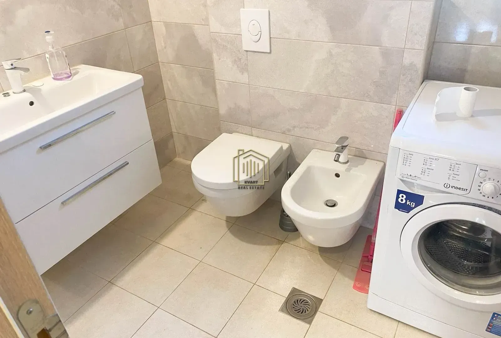 Rent, three bedroom apartment, 125m², Vranići, Podgorica