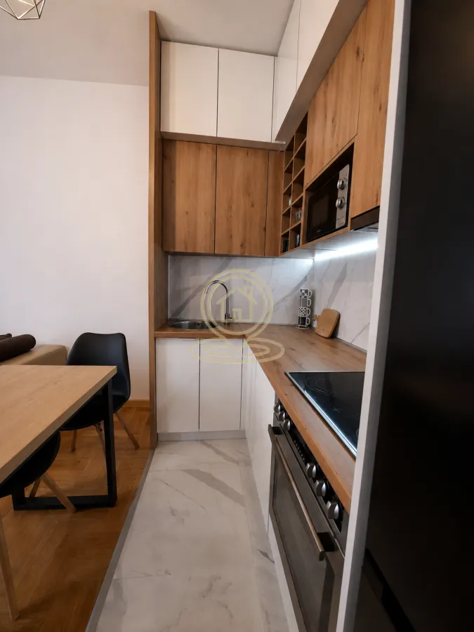Izdavanje, dvosoban stan, 45m², Stari Grad, Beograd