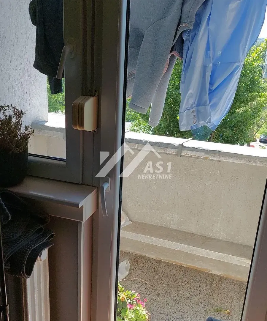 Izdavanje, trosoban stan, 70m², Liman 2, Novi Sad Sve Podlokacije