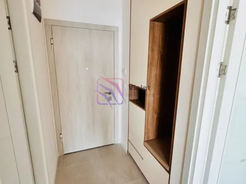 Izdavanje, jednosoban stan, 42m², Pobrežje, Podgorica - image 6
