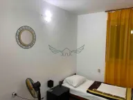 Izdavanje, petosoban stan, 150m², Centar, Budva - image 4