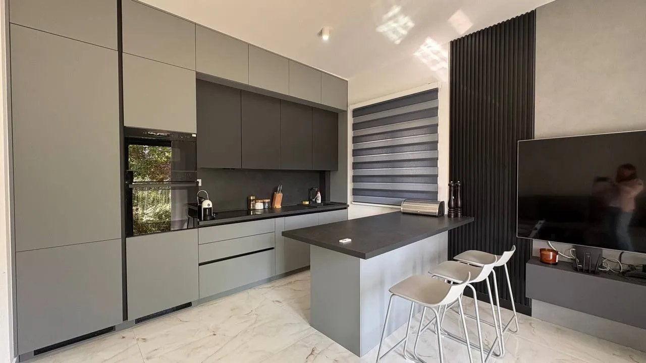 Rent, one bedroom apartment, 45m², Tivat, Crna Gora