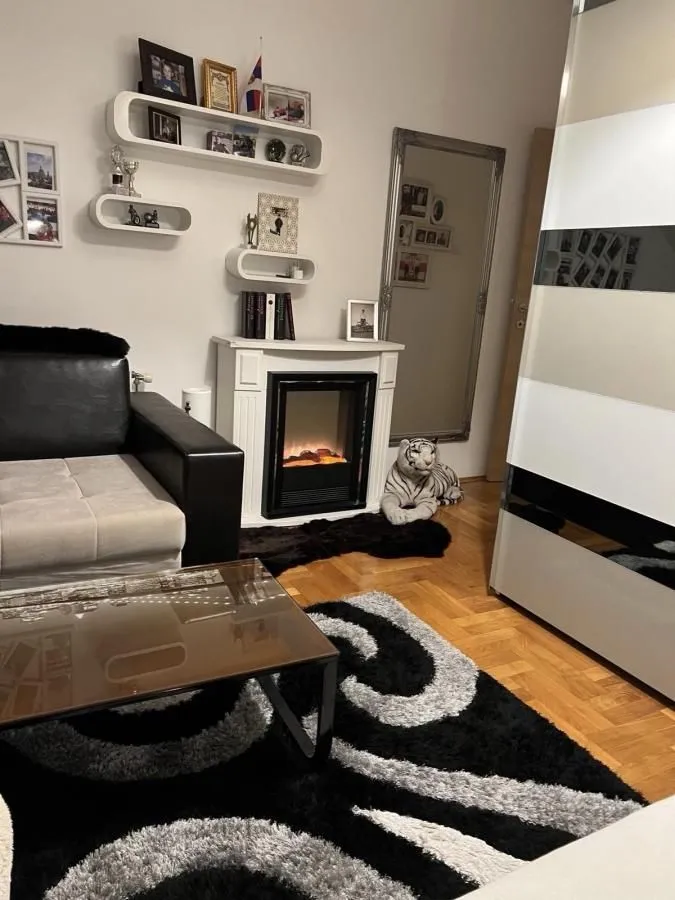 Prodaja, četvorosoban stan, 120m², Novo naselje, Novi Sad