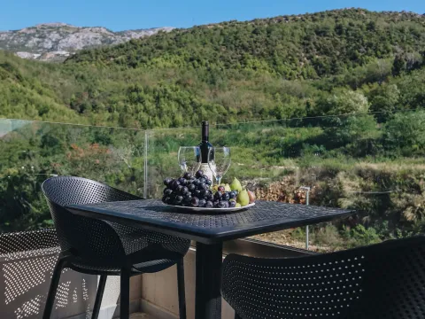 Daily-rent, one bedroom apartment, 36m², Bečići, Budva - image 17