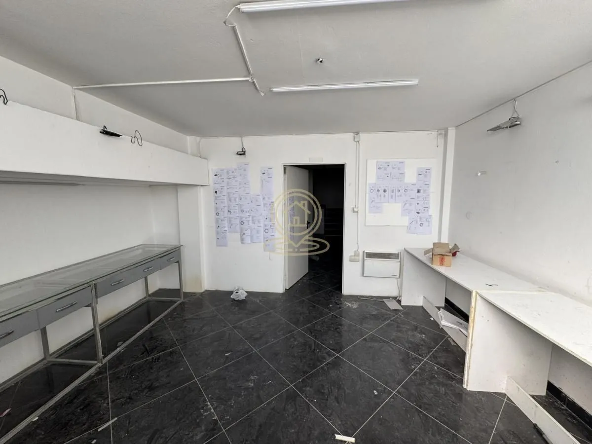 Izdavanje, poslovni prostor, 166m², Zvezdara Sve Podlokacije, Beograd