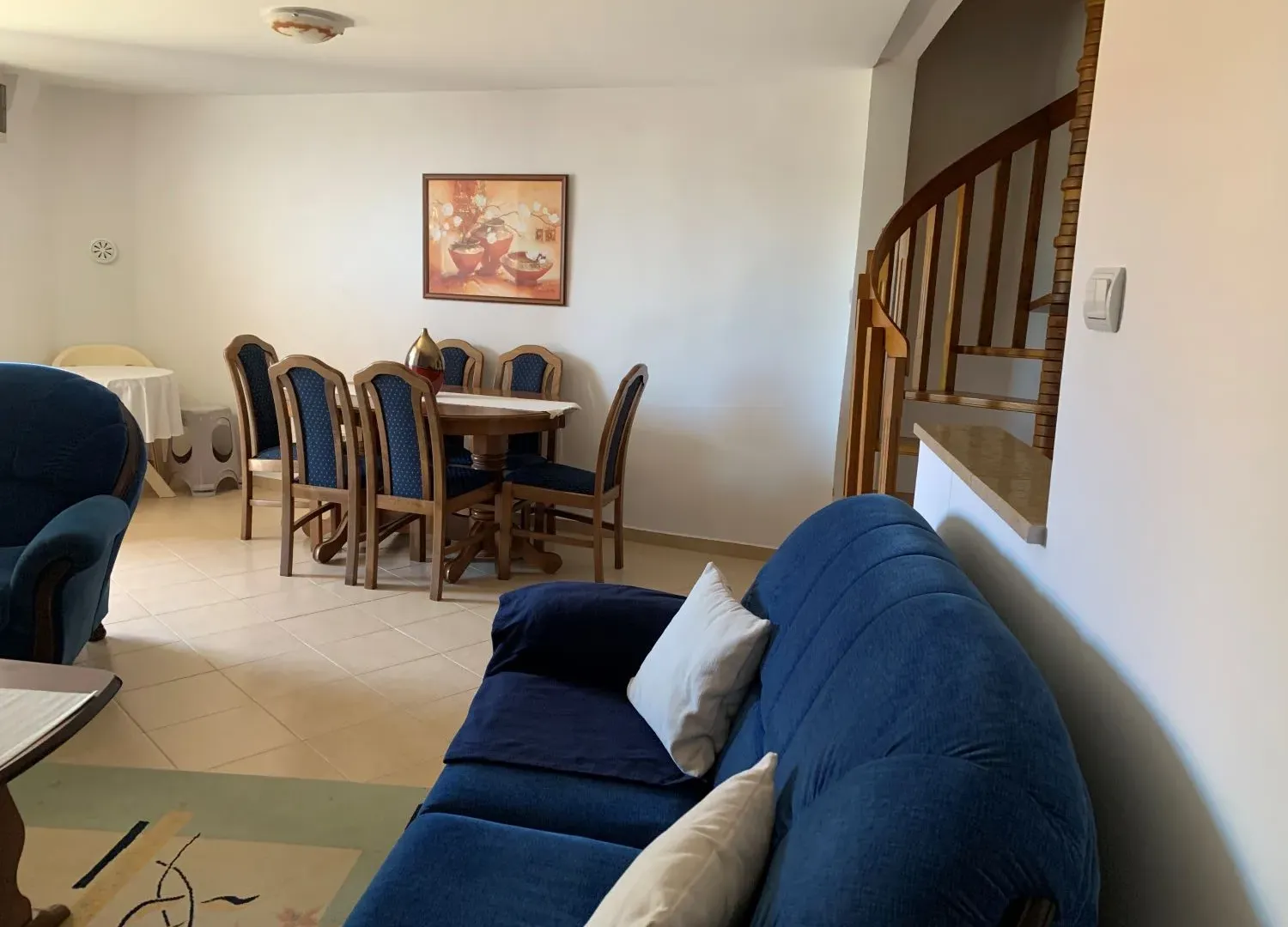 Izdavanje, kuća, 70m², Tivat, Crna Gora