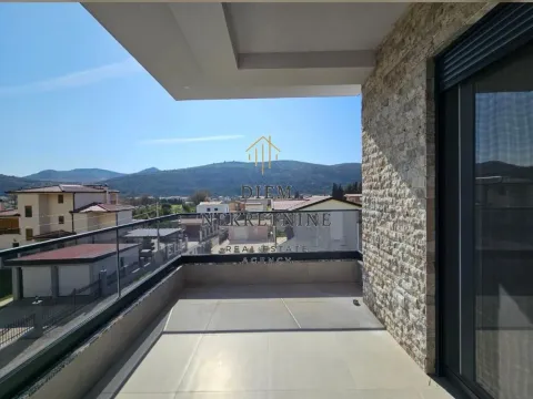 Izdavanje, dvosoban stan, 115m², Polje, Bar - image 2