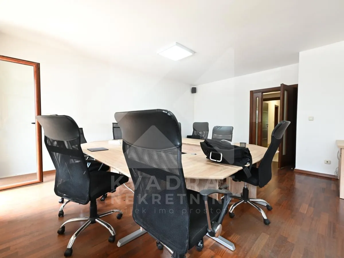 Rent, office space, 105m², Preko Morače, Podgorica