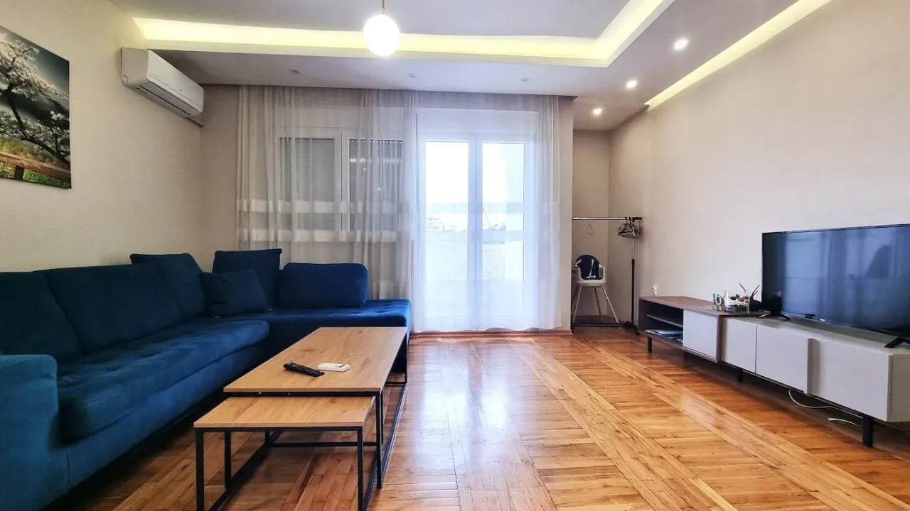 Izdavanje, stan, 78m², Drac, Podgorica