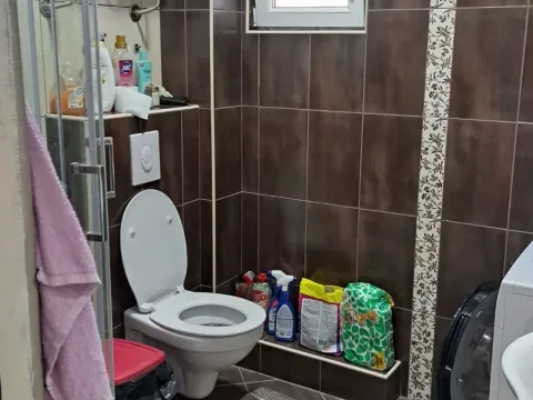 Rent, three bedroom apartment, 106m², Tripovići, Tivat - image 17