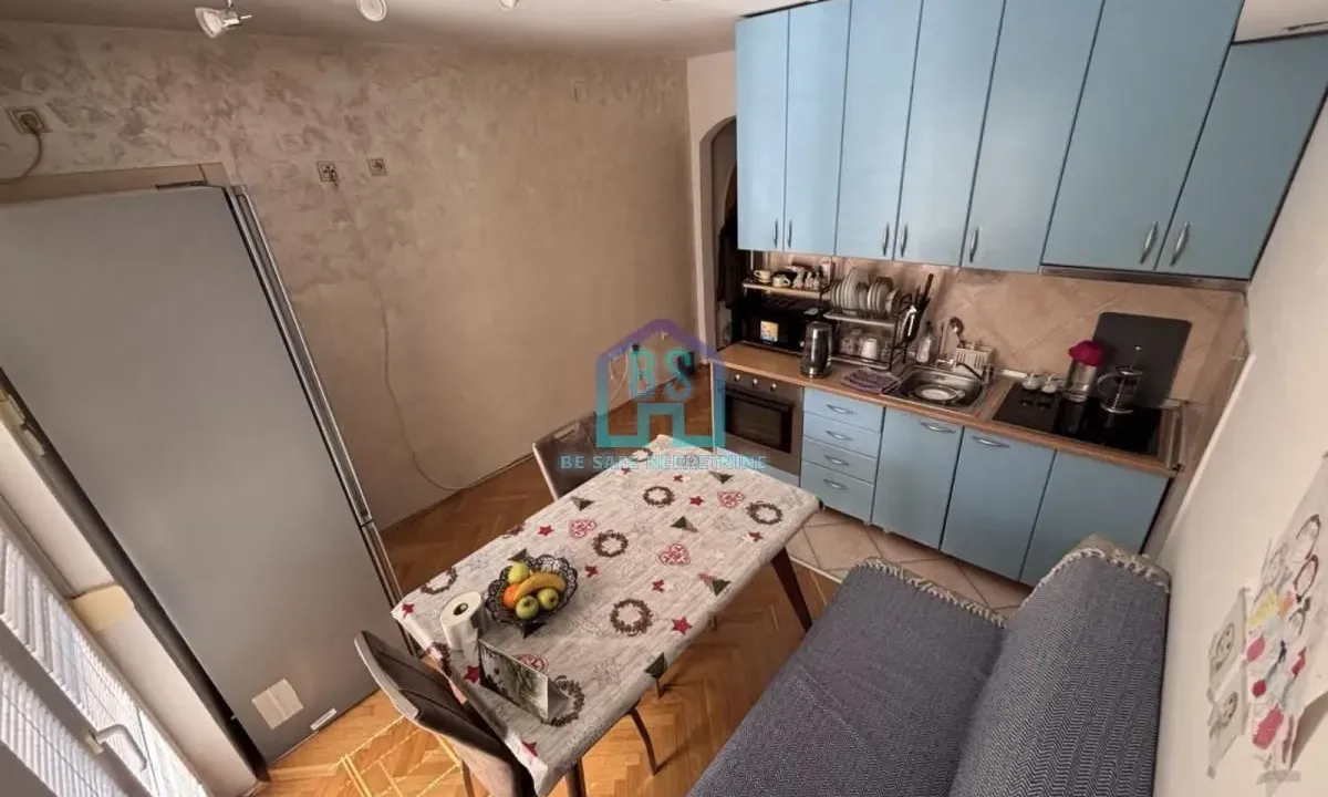 Prodaja, trosoban stan, 48m², Adamovićevo Naselje, Novi Sad Sve Podlokacije