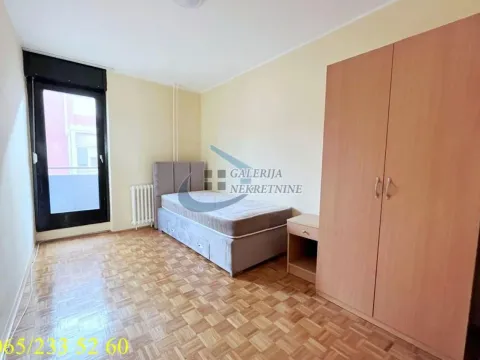 Izdavanje, četvorosoban stan, 117m², Vračar Sve Podlokacije, Beograd - image 14